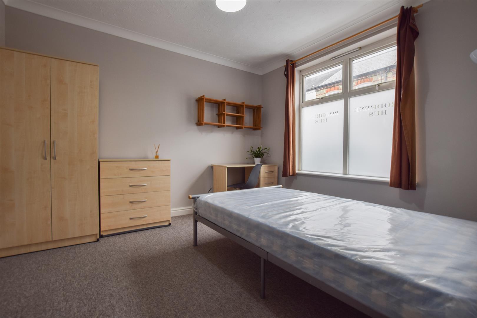 Property Image 5202d6f4-1484-46b3-85be-416839ecf622