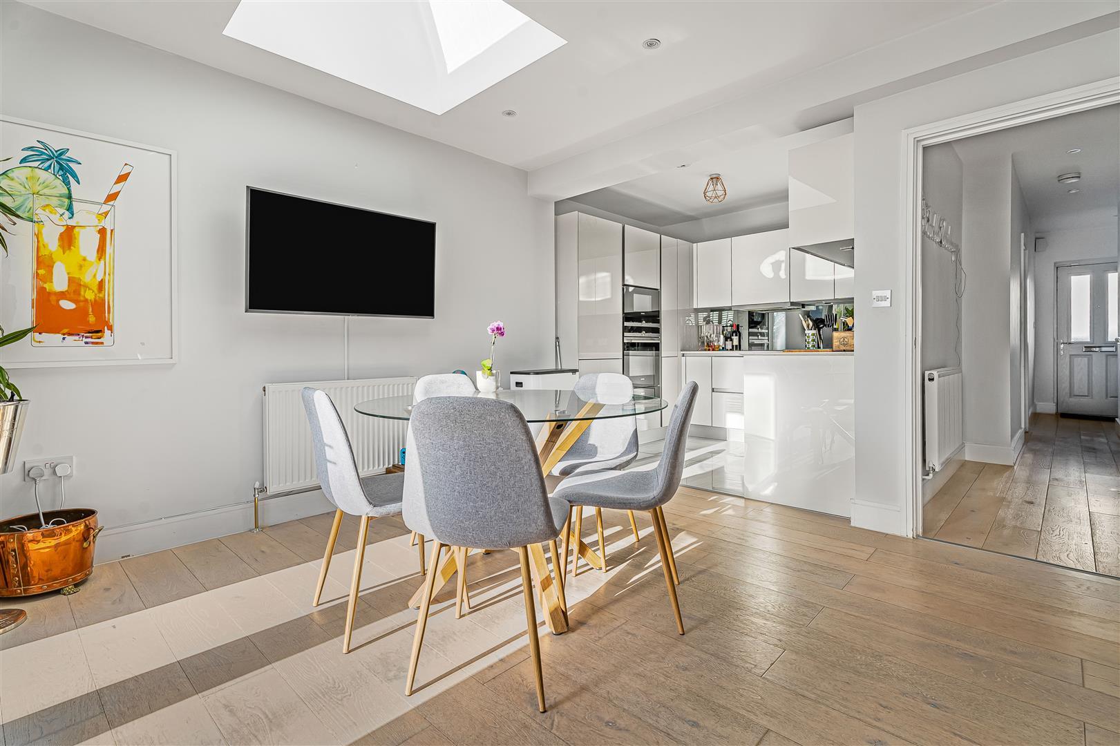 Property Image 520d926f-d7f9-47cc-976d-5cd8d15df6b2