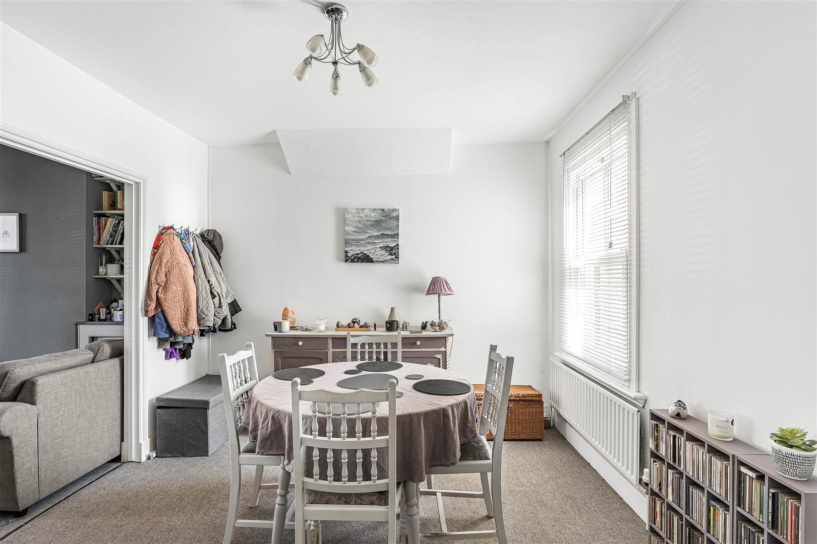 Property Image 521a5dfb-d06e-4aa2-beb5-b95f8b627748