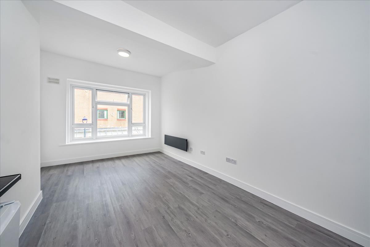 Property Image 522b92e3-f131-43f5-9ad5-260e3b5b36d3
