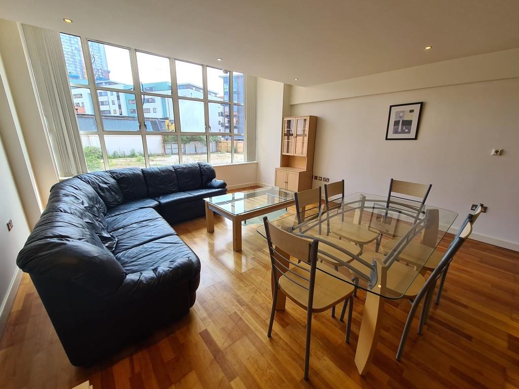 Property Image 523864e9-2881-4979-b796-055cc717a694