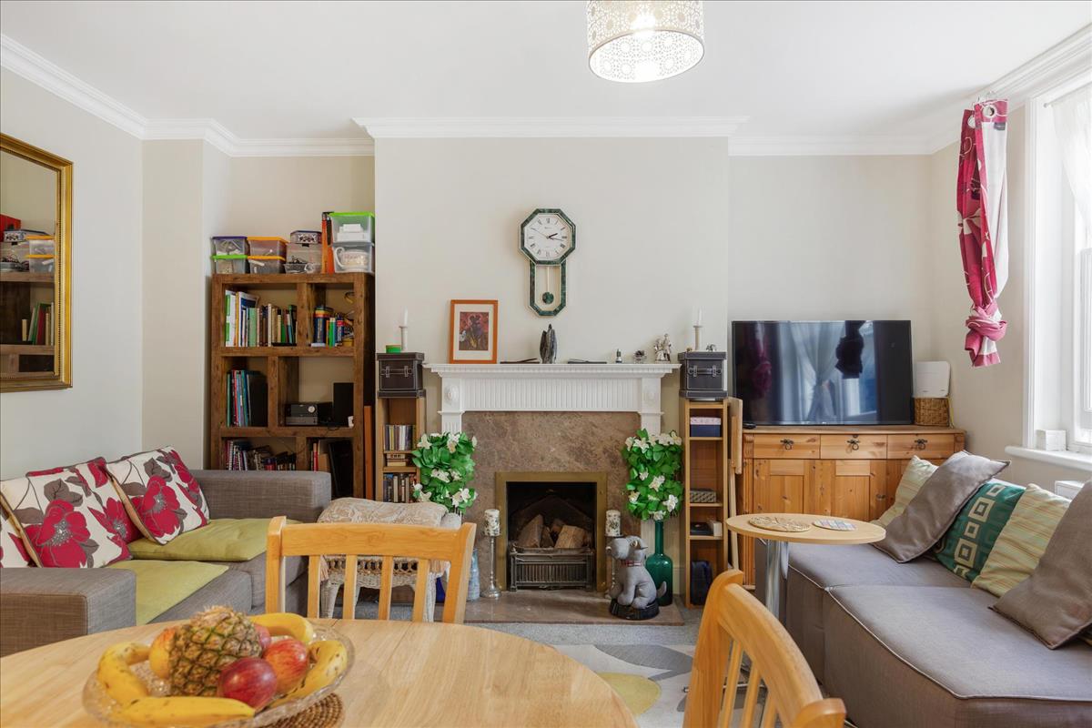 Property Image 524435d3-e933-438a-8c3f-7344d431662c