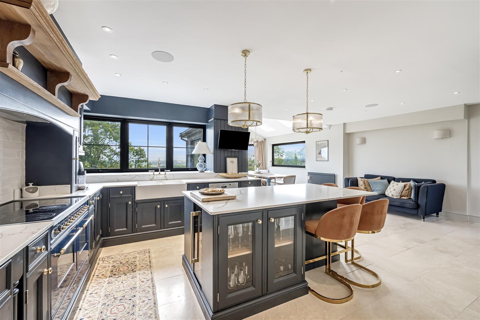 Property Image 525640a8-e534-4c54-a137-6f427a48802d