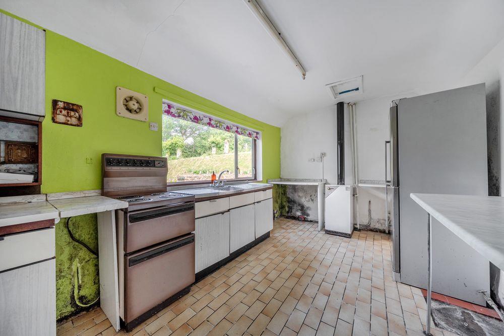 Property Image 525b5d45-5084-4940-9bd8-82c9035f3cee