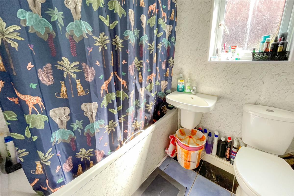 Property Image 526ddd1f-8294-4e74-ad2b-42775a36669f