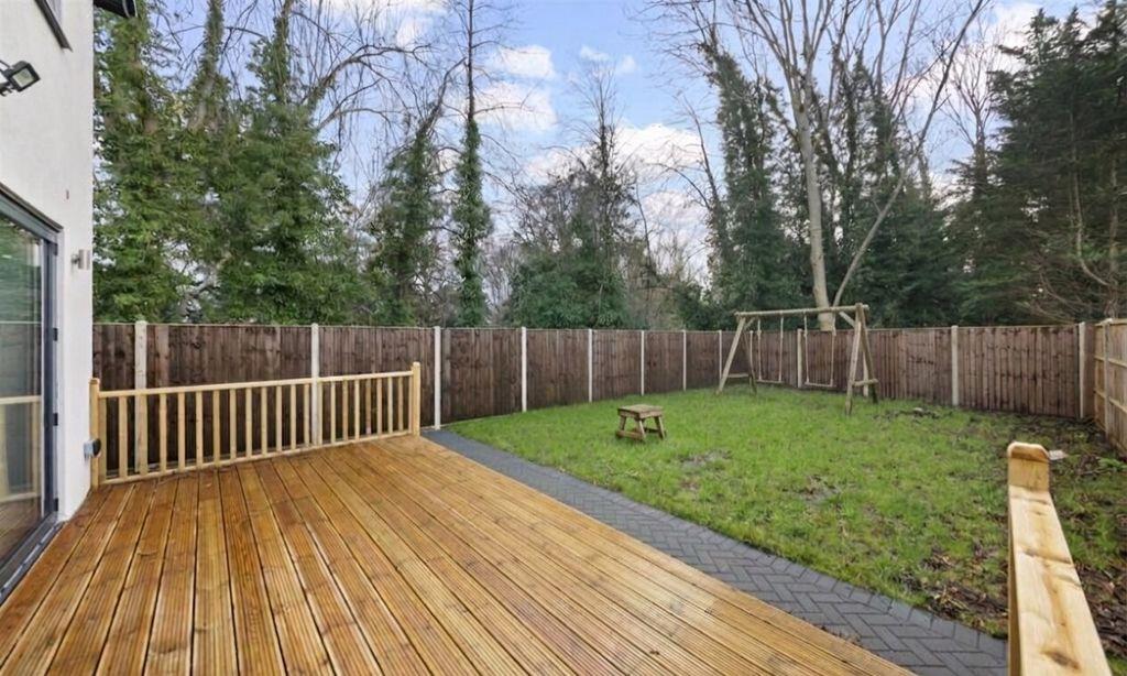Property Image 526f1e2e-4c8e-4106-96e1-d479380e5f8e