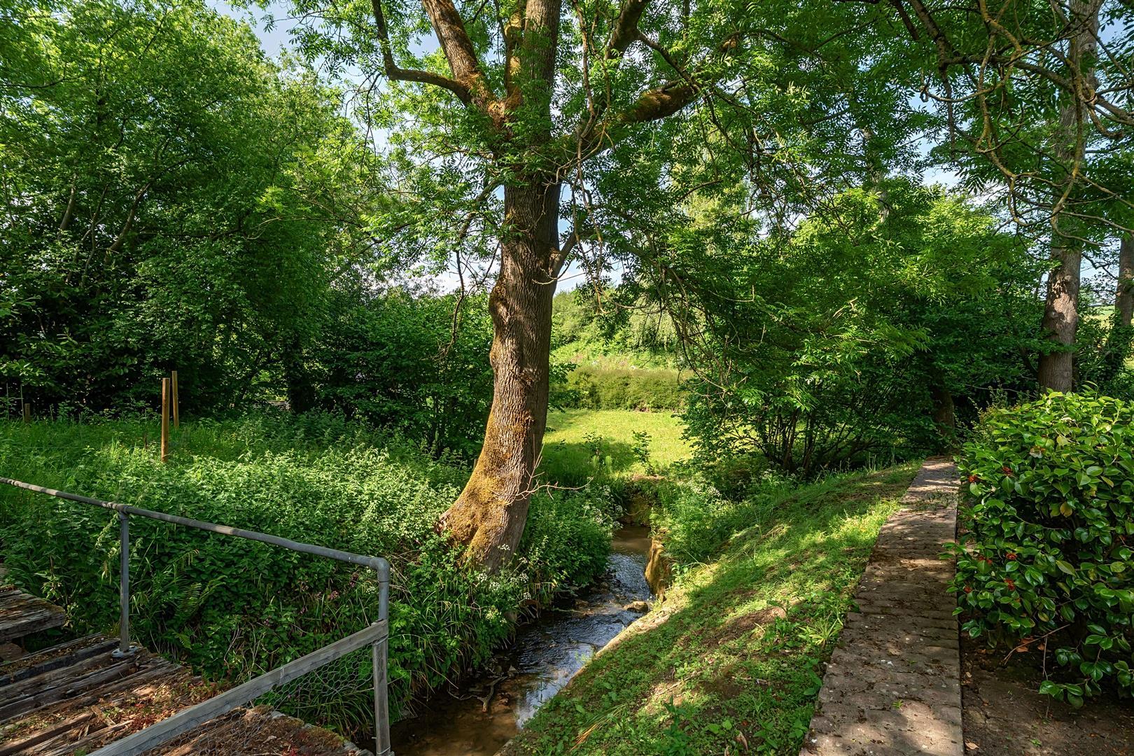 Property Image 52735998-b291-4cd7-9a24-f287ca55dea3