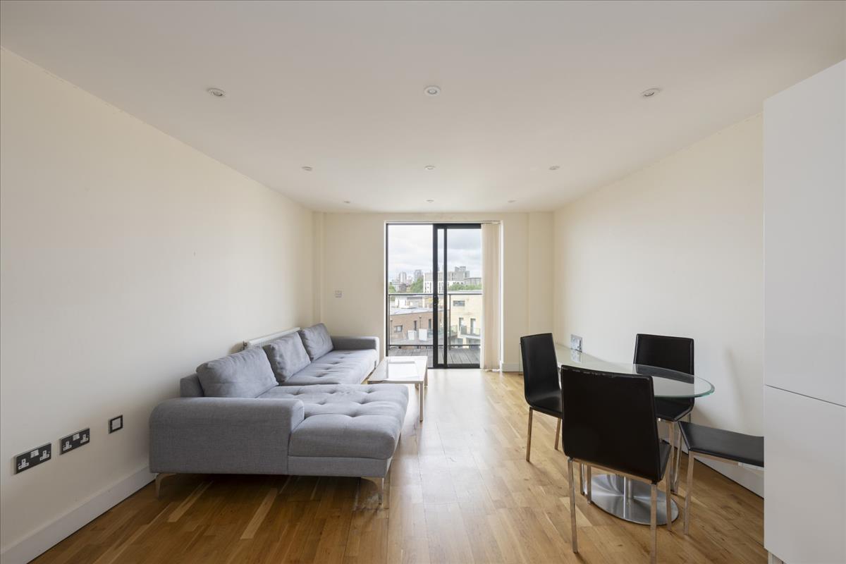 Property Image 528ace6a-8607-49e7-b995-2f13ec11a1c3