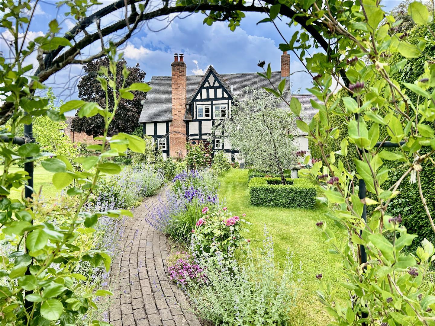 Property Image 528af2f7-ba25-4e55-8cc5-f66ab9f0211c