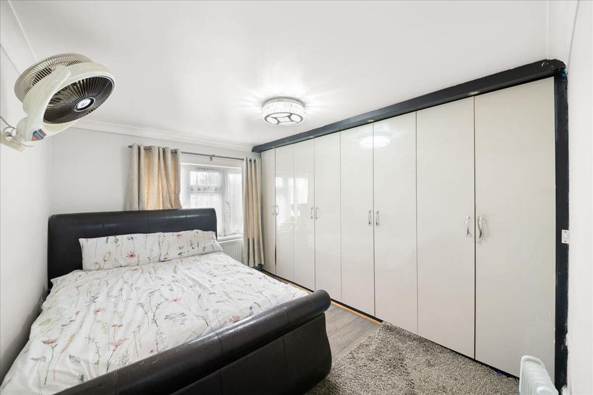 Property Image 528e3d00-67e1-4703-a997-f19572acbcf4