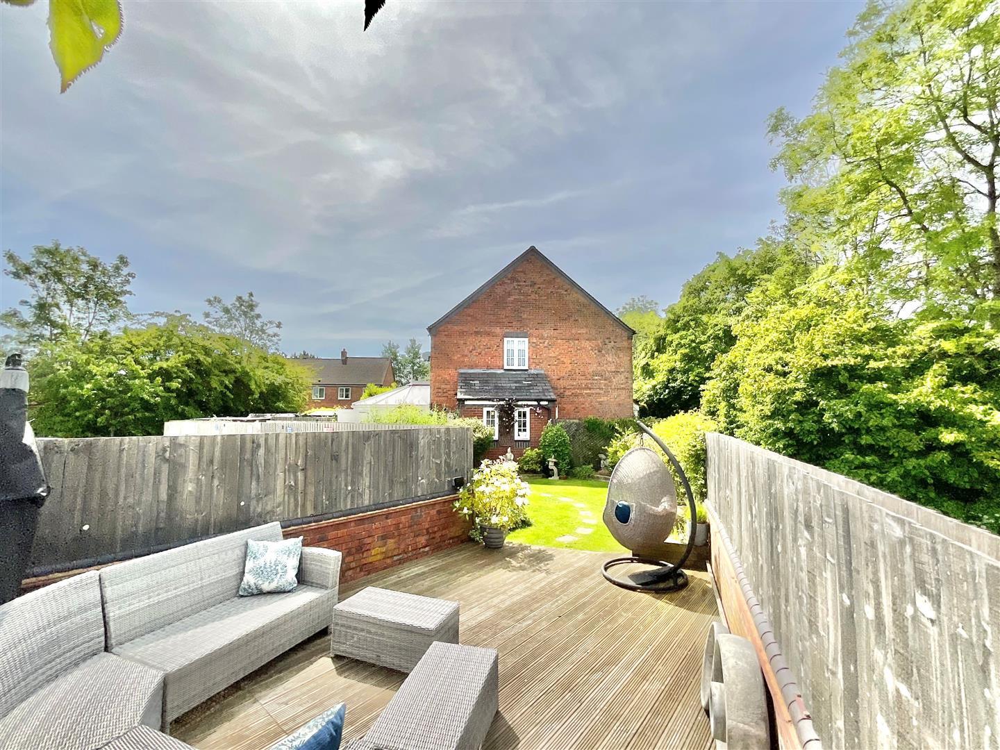 Property Image 5293ed52-6efc-4368-b8bb-313000cdd93b