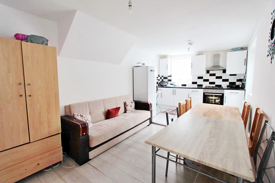 Property Image 529ab23e-7beb-424b-aad8-5f9ebd6888c4
