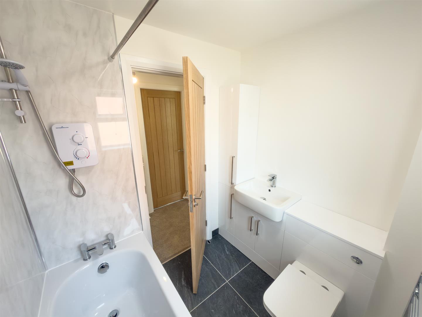 Property Image 52afcca8-286a-4831-9492-678d23691a6e