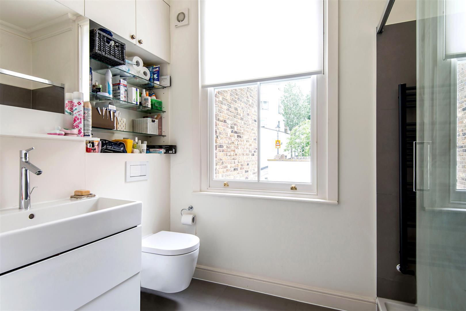 Property Image 52b03424-f414-4bd9-810a-381830680a84