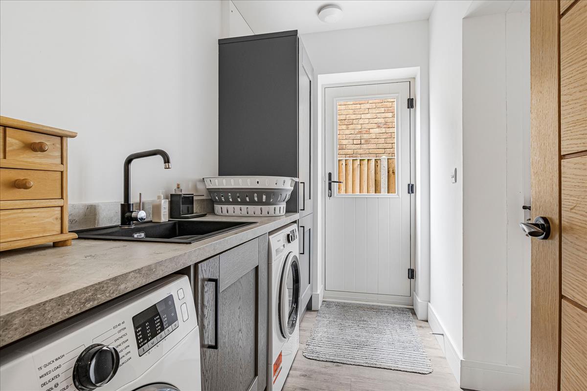 Property Image 52b0ea9b-fd66-4827-9b43-3dbcbc4d700b