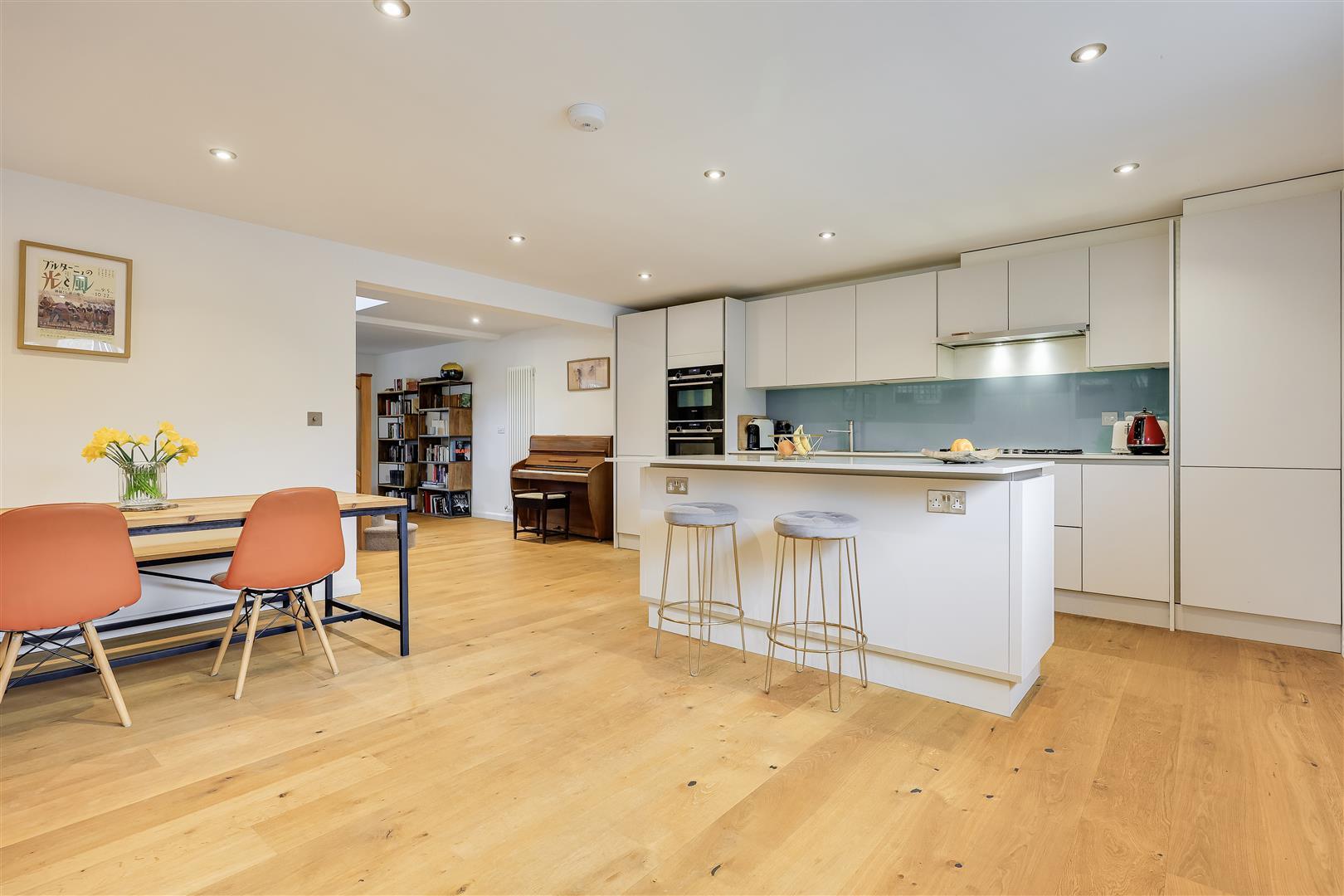 Property Image 52b313a0-627e-44af-899c-70f0632180e0