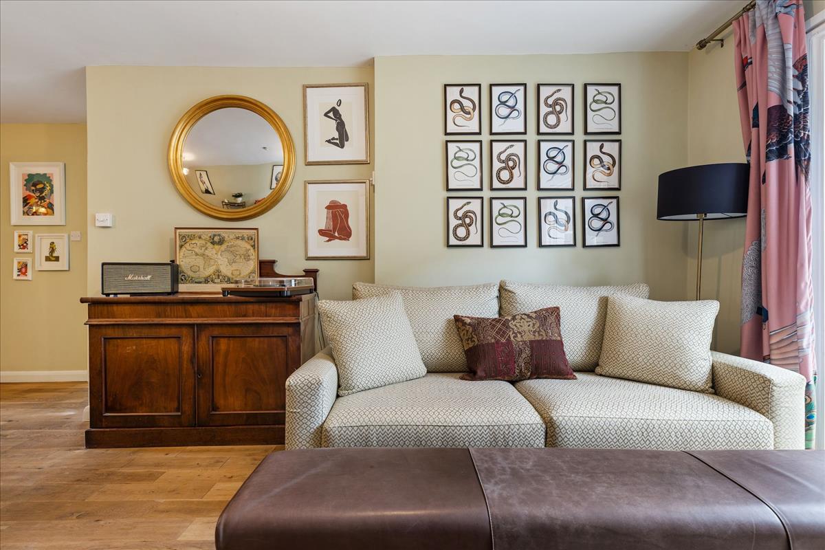 Property Image 52c9ee2a-f042-4b4d-88b6-bc618fa22f82