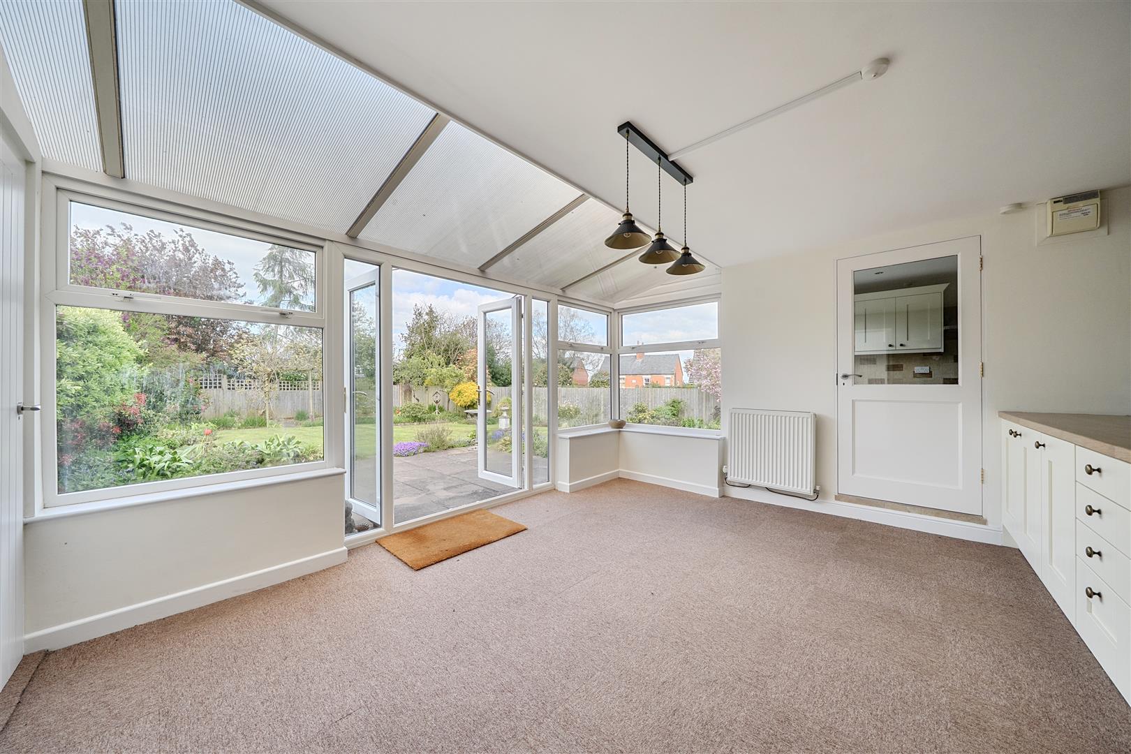 Property Image 52cf1f0b-ac8d-44c1-8657-a44b373c4876
