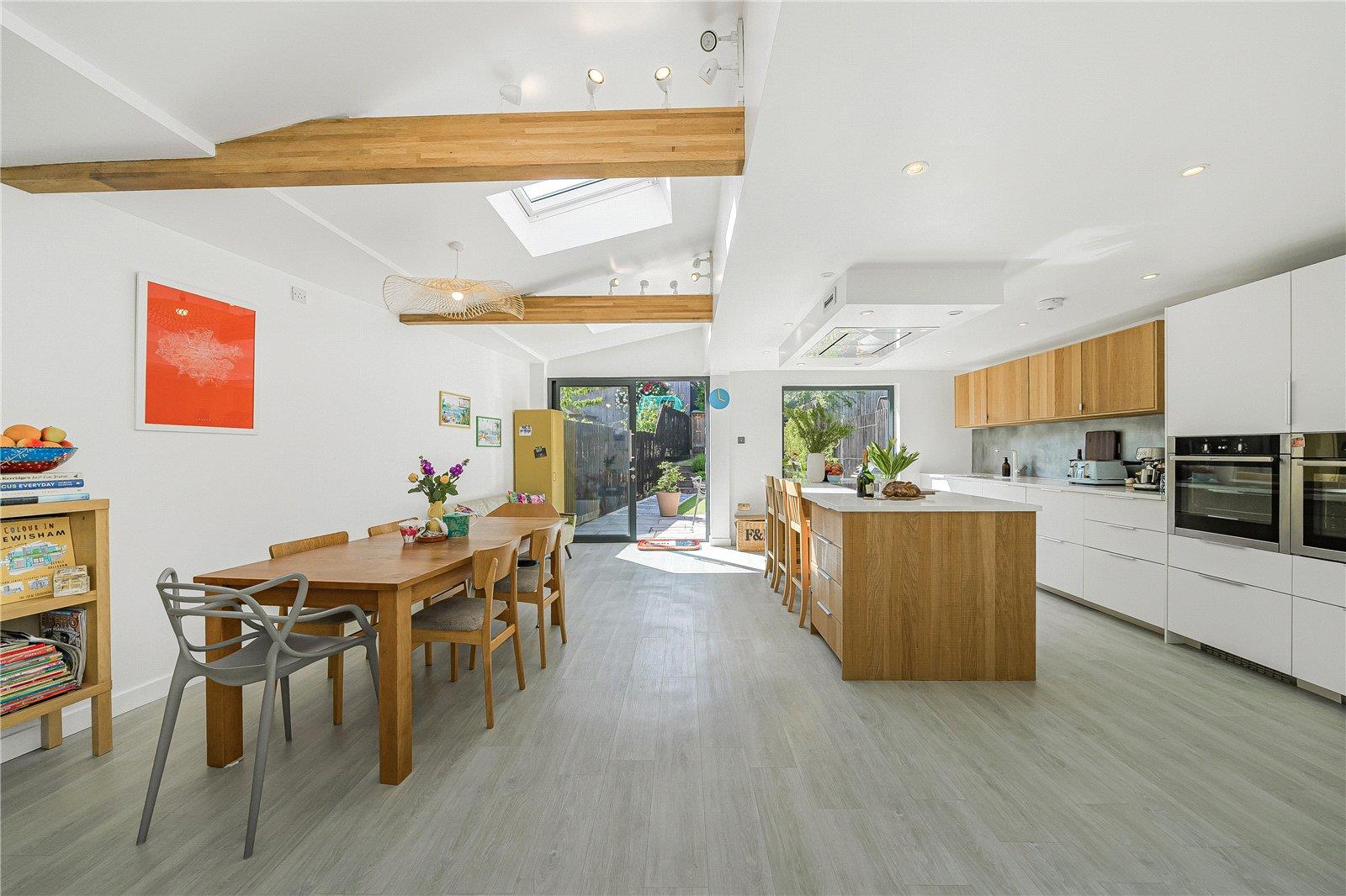 Property Image 52cfacf8-1a81-4725-845c-a063a959efe9