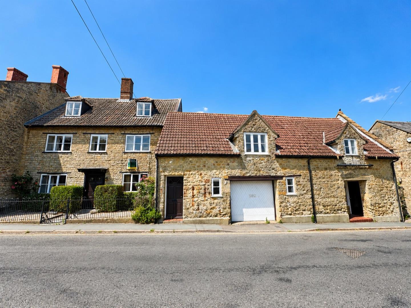 Property Image 52d6186e-ac9e-4ab9-b97e-3bbbfbe7cd6f