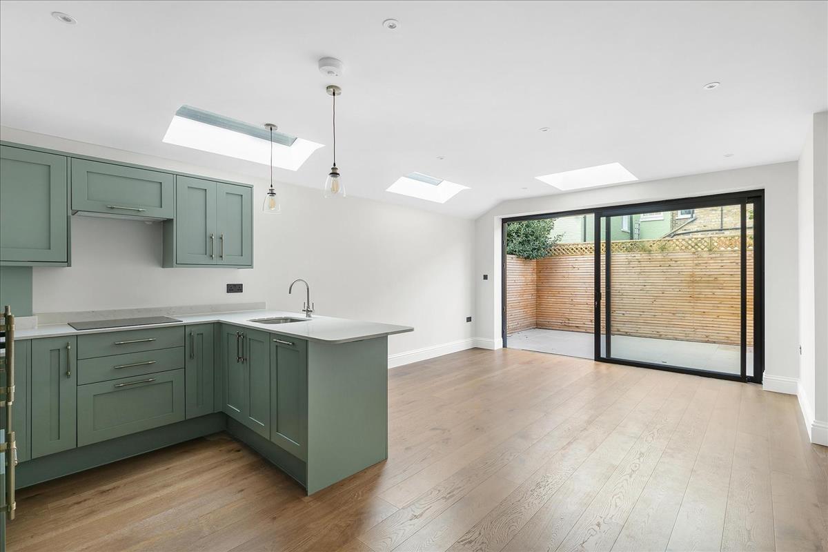 Property Image 52d9cb85-bc0d-4c59-88d6-124669a00020