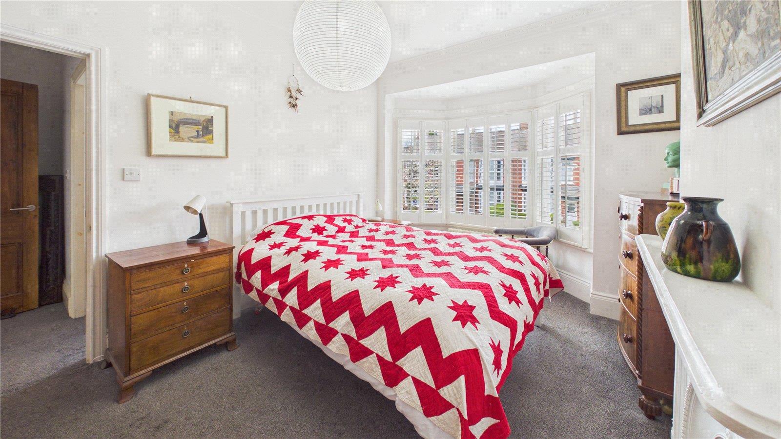 Property Image 52fae296-54c8-4a77-99a0-457d54c0f547