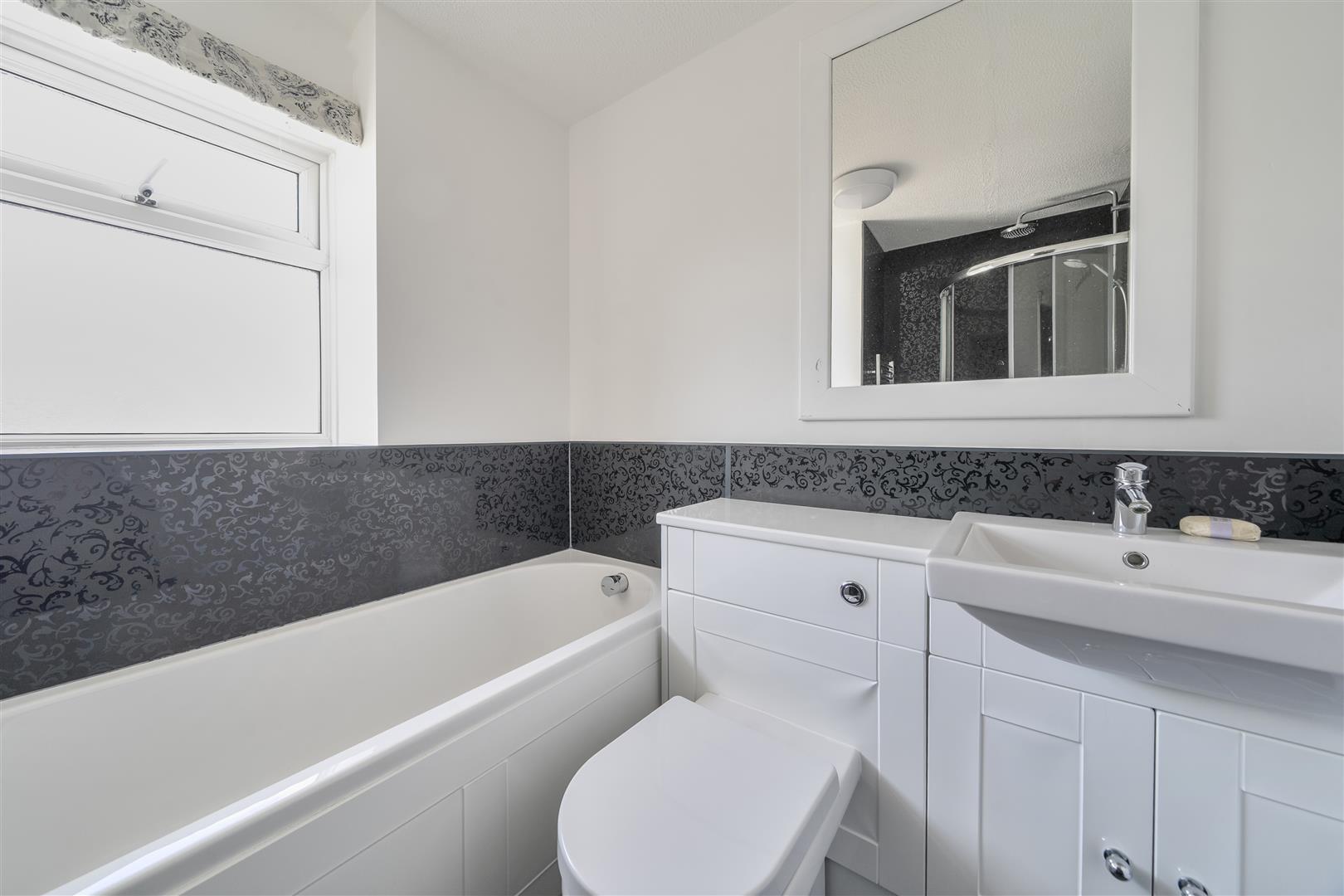 Property Image 530ee411-abc1-46e1-acde-61a351701e7c