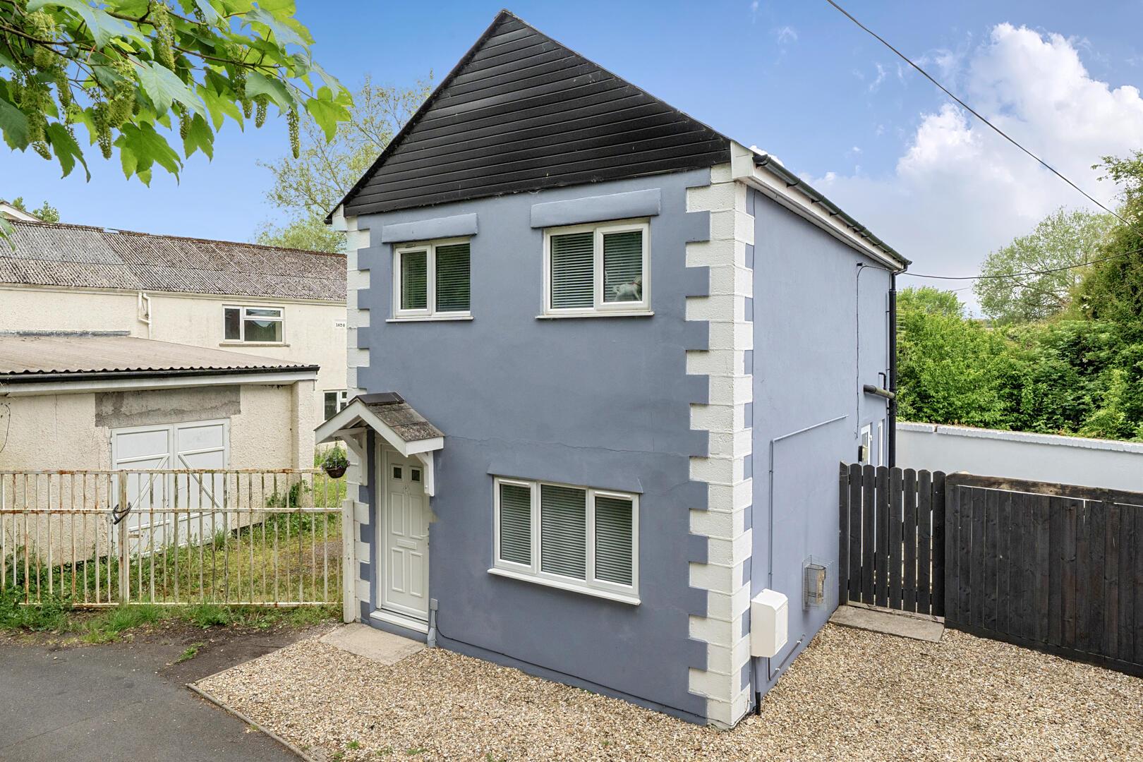 Property Image 530f9442-7a12-49ff-a75b-2e697db04f3a