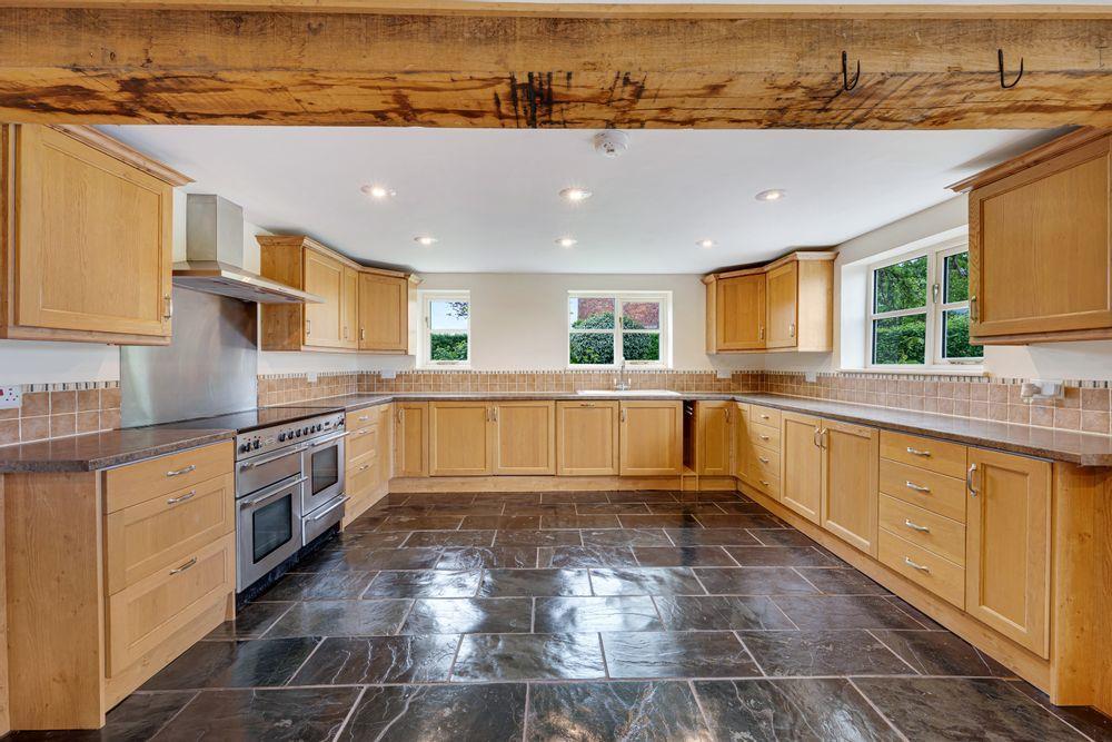 Property Image 53107d9a-6ec0-49ee-8447-76d019e025b3