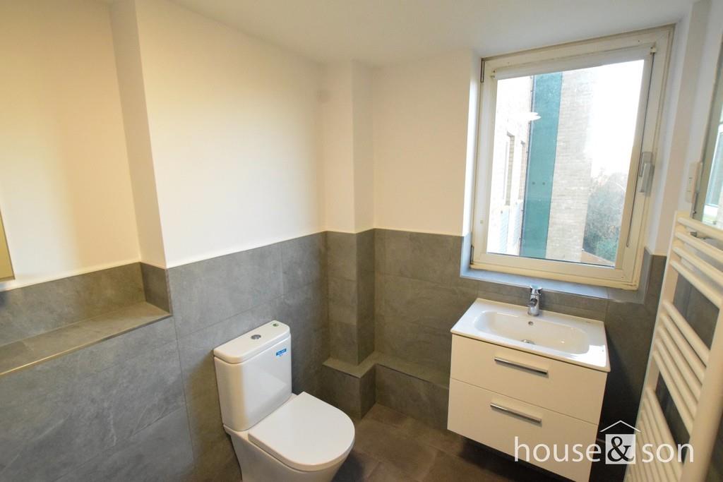 Property Image 5325f4aa-0f1e-4829-8707-30edaacd8dd9
