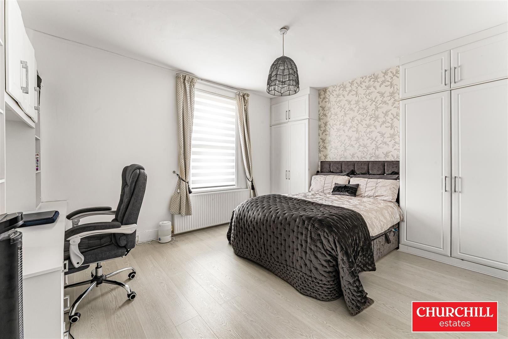 Property Image 533b97c4-8fd2-4aaf-9197-5ecd25d5b0a5