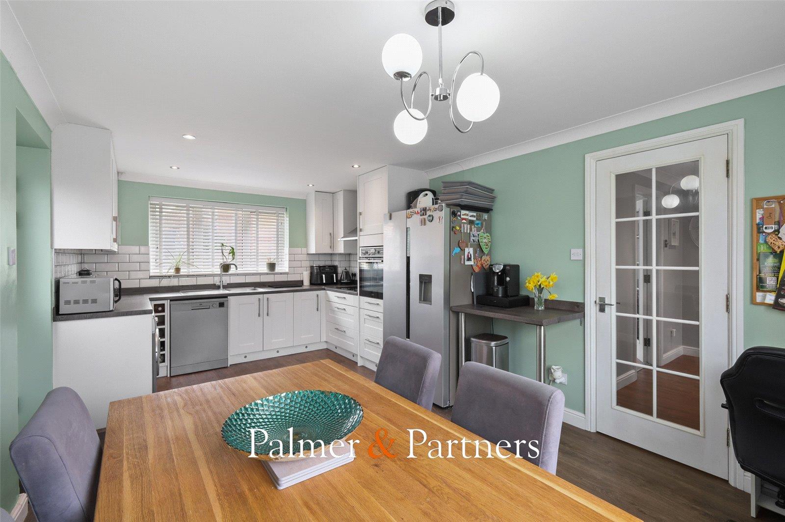 Property Image 535a15b1-10ea-493c-a523-10bfe8fc18b0