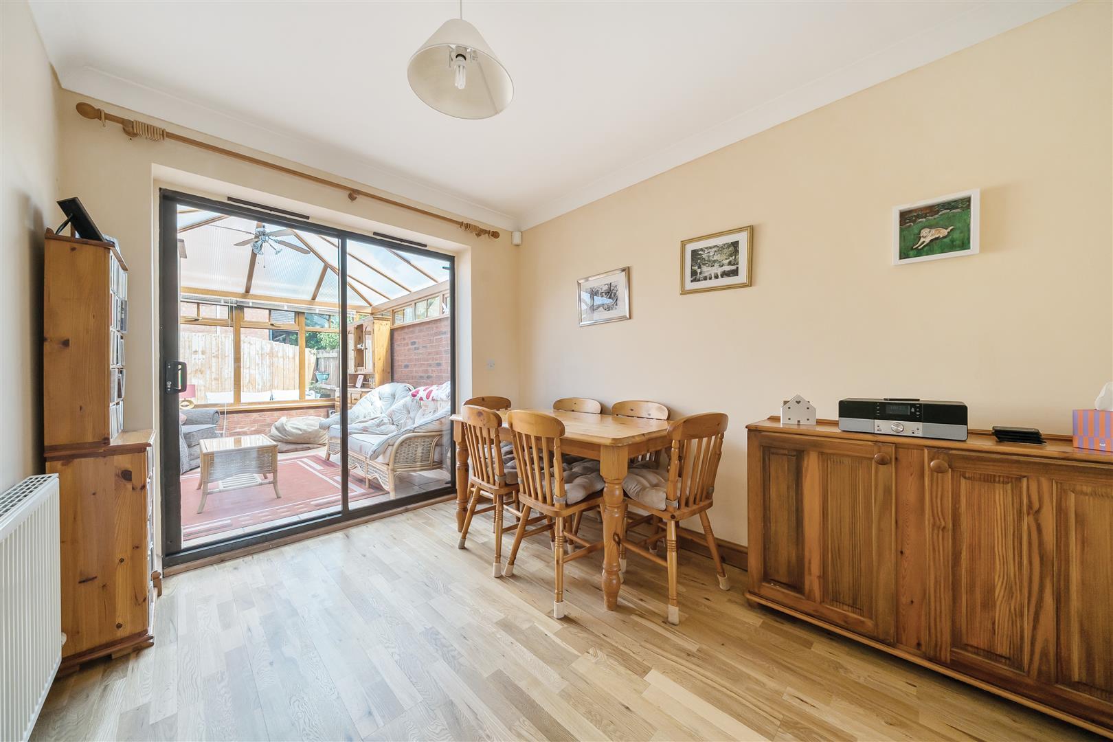 Property Image 535b6429-f646-44a9-bc3a-2b179c68a4ef