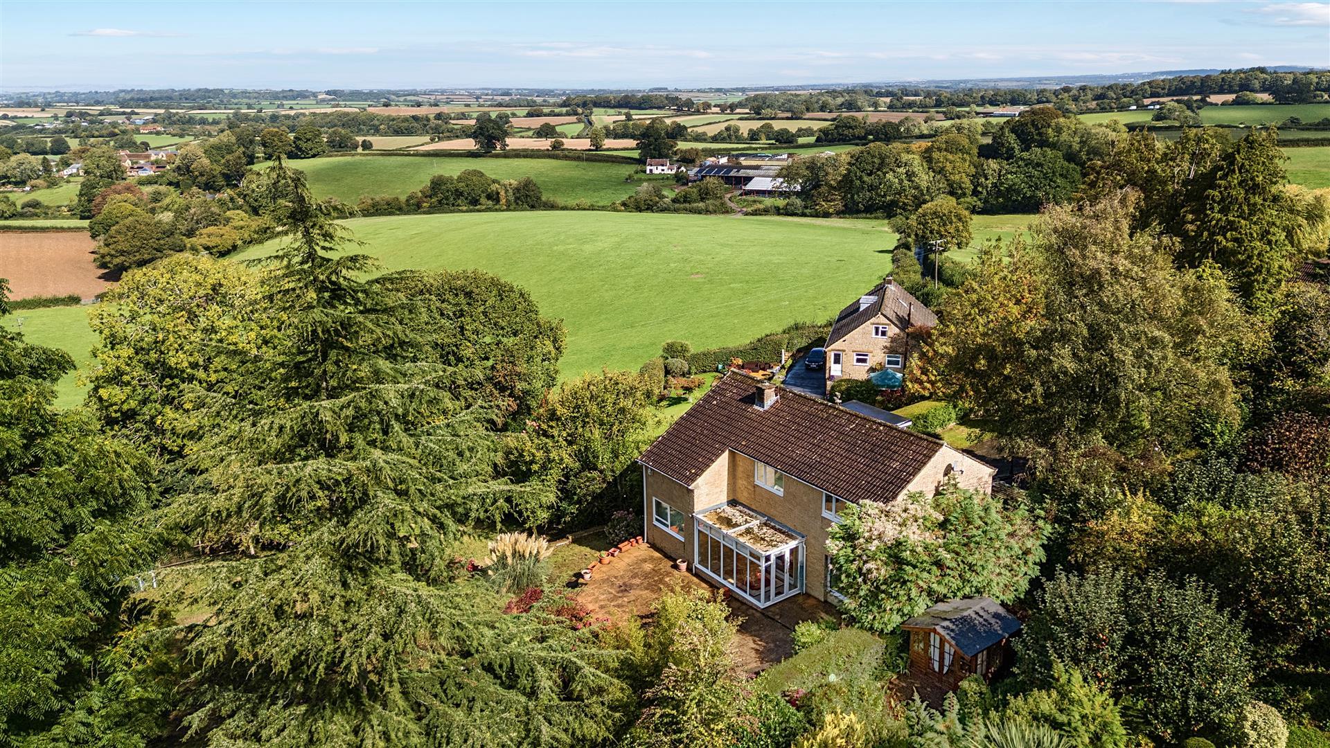 Property Image 537b86cd-c8e0-48c8-abc8-01ba28be1af1