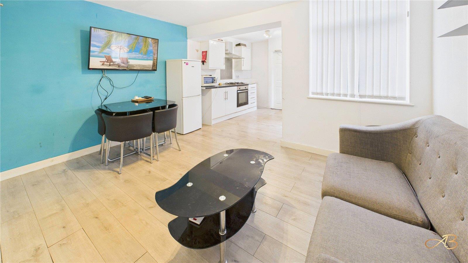 Property Image 537c0b9c-ea63-4757-8b0d-20c41e0c57b2