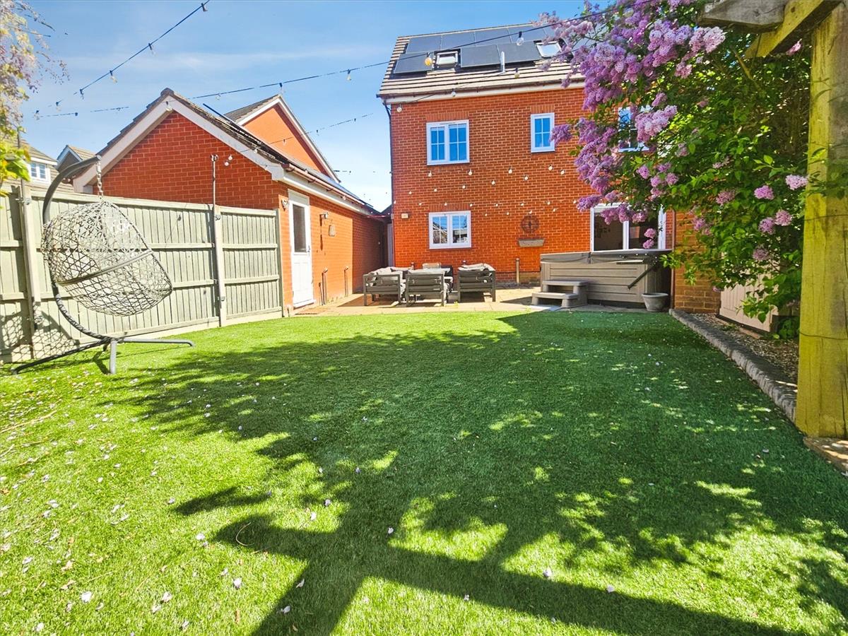 Property Image 537eccfe-5842-4f4e-8e89-072346426a93