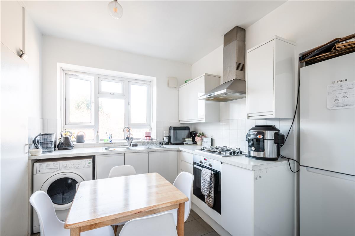 Property Image 539346f4-b4af-4224-8c5d-bbb9bc4e24b7