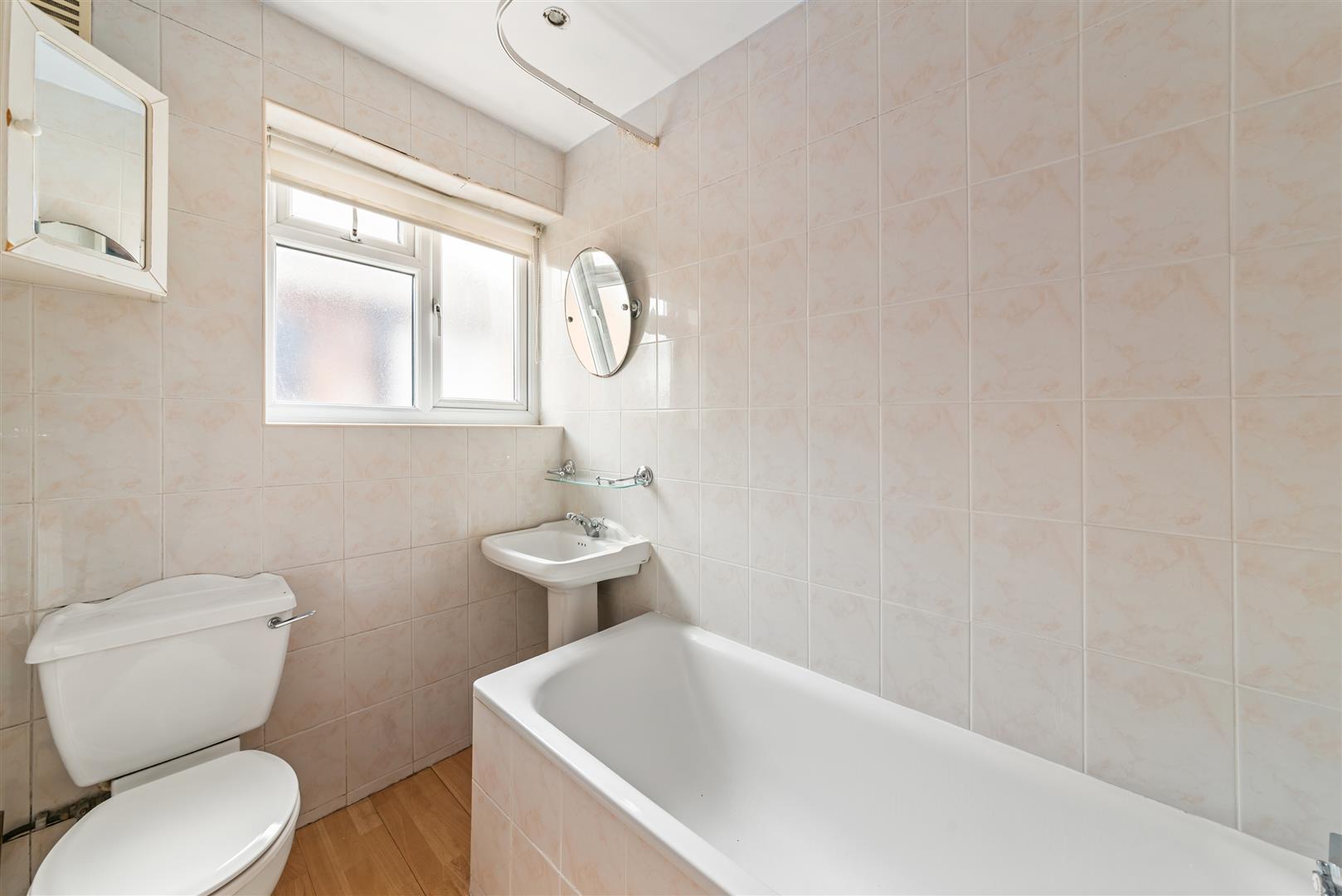 Property Image 53a14637-1870-4db8-980d-0e1aa1586068