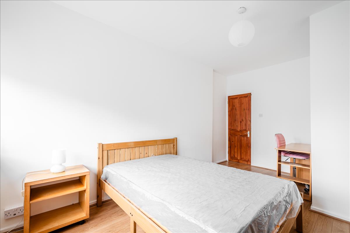 Property Image 53a23677-80ee-454e-956d-f3130a50a1ce