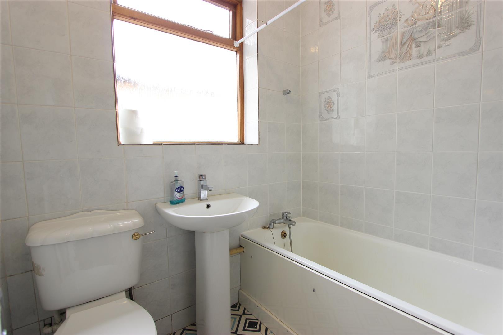 Property Image 53a9a175-79ea-498f-b927-879b37052e55