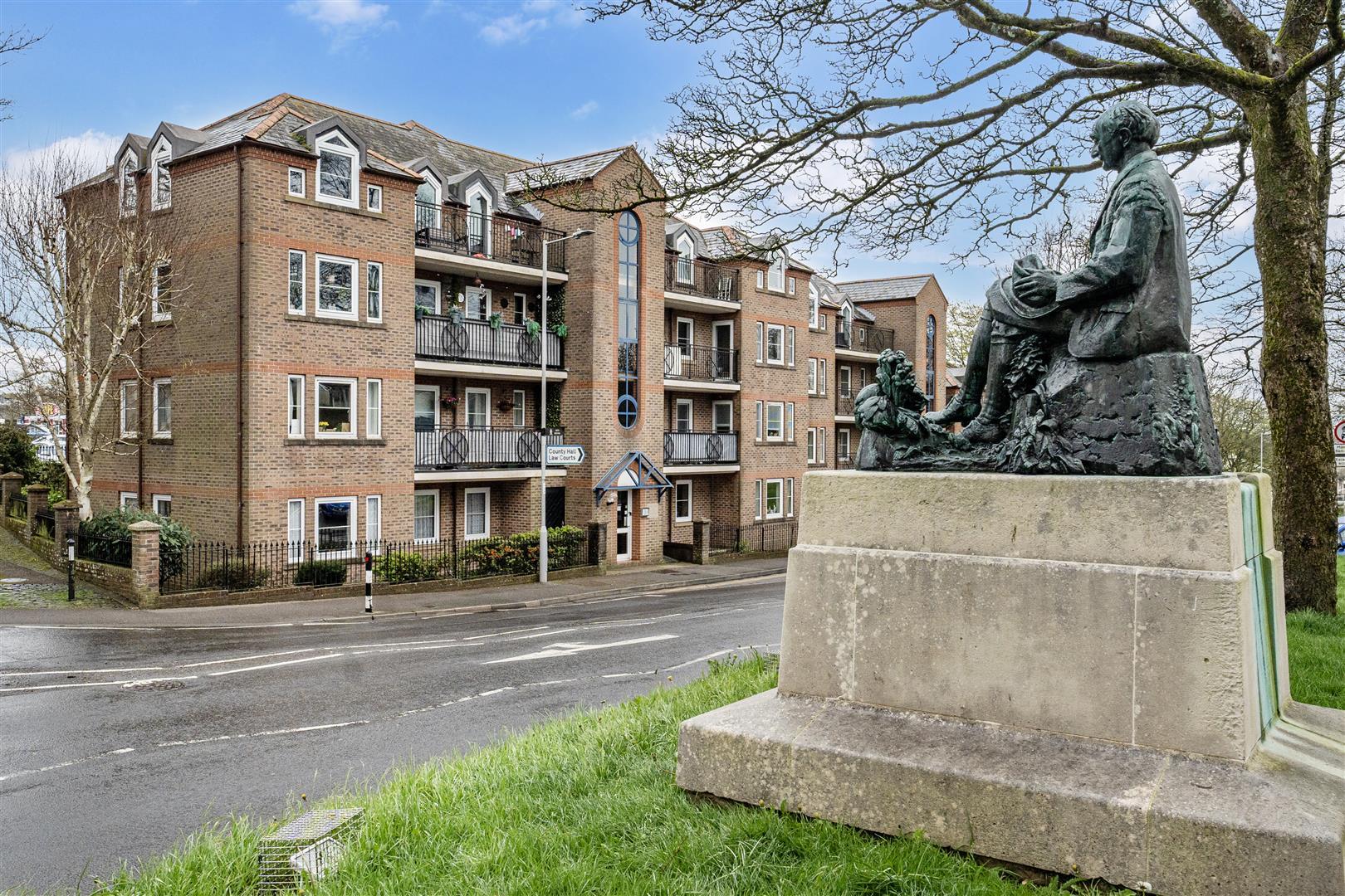 Property Image 53b1a75a-af6c-454b-b997-6bbbace0f9fe