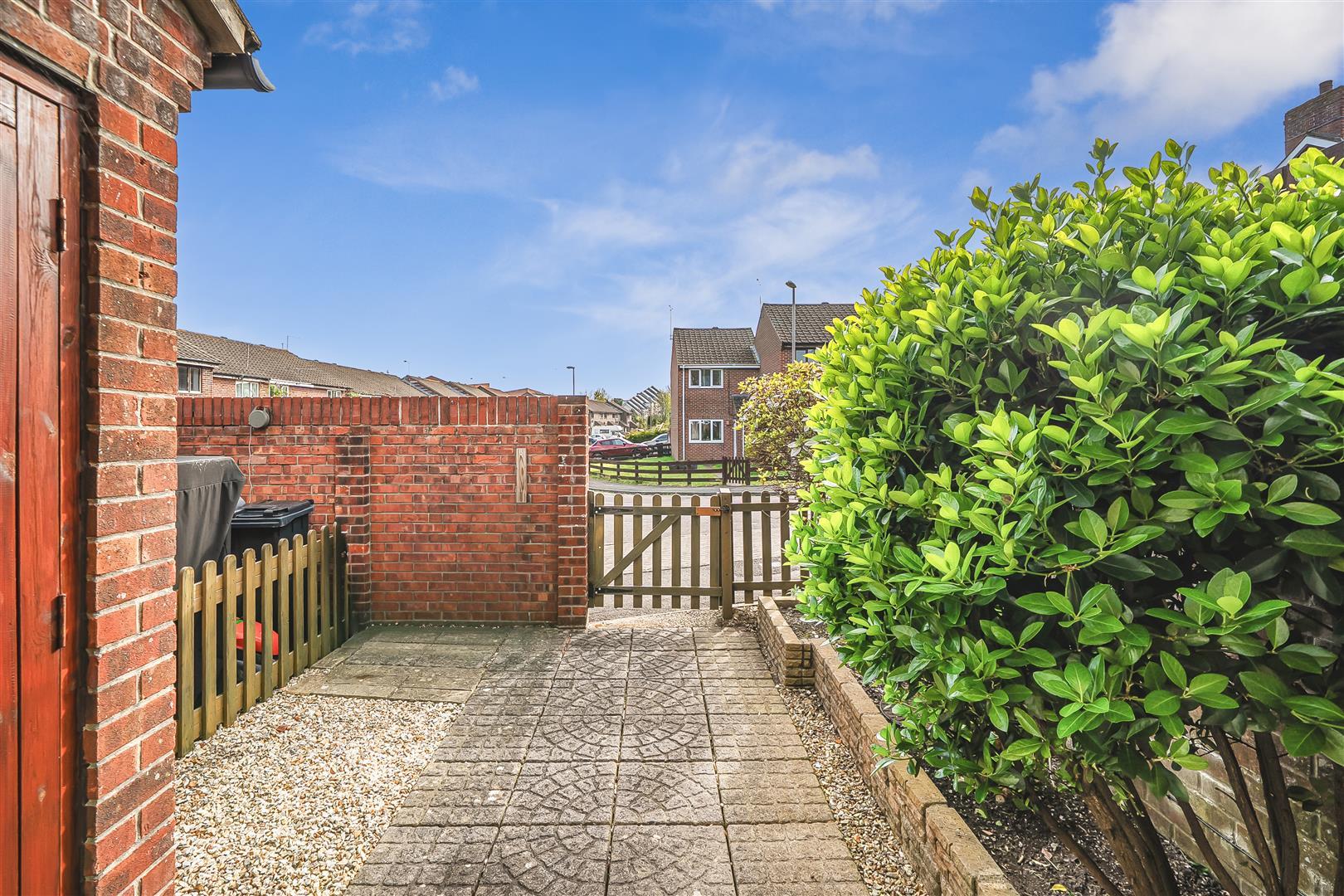Property Image 53c33f60-9d9f-4492-8c6d-168d8b588e68