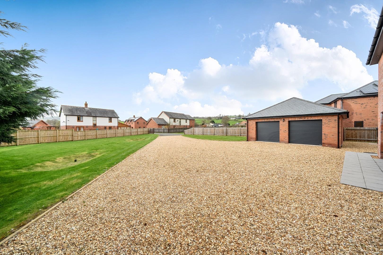 Property Image 53cfeff9-c70e-4cfa-8735-7929479f4cd1