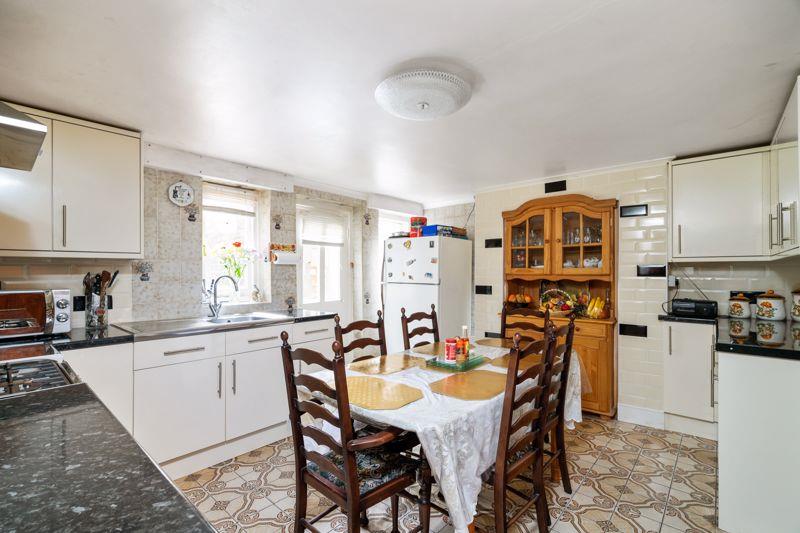 Property Image 53d7edab-8353-4aa1-9585-01e701c83b66