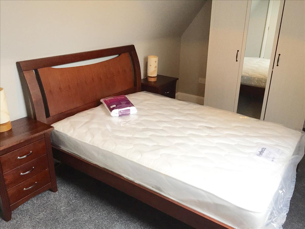 Property Image 53dca299-3f63-479a-a1e2-f9dcb7364e4e
