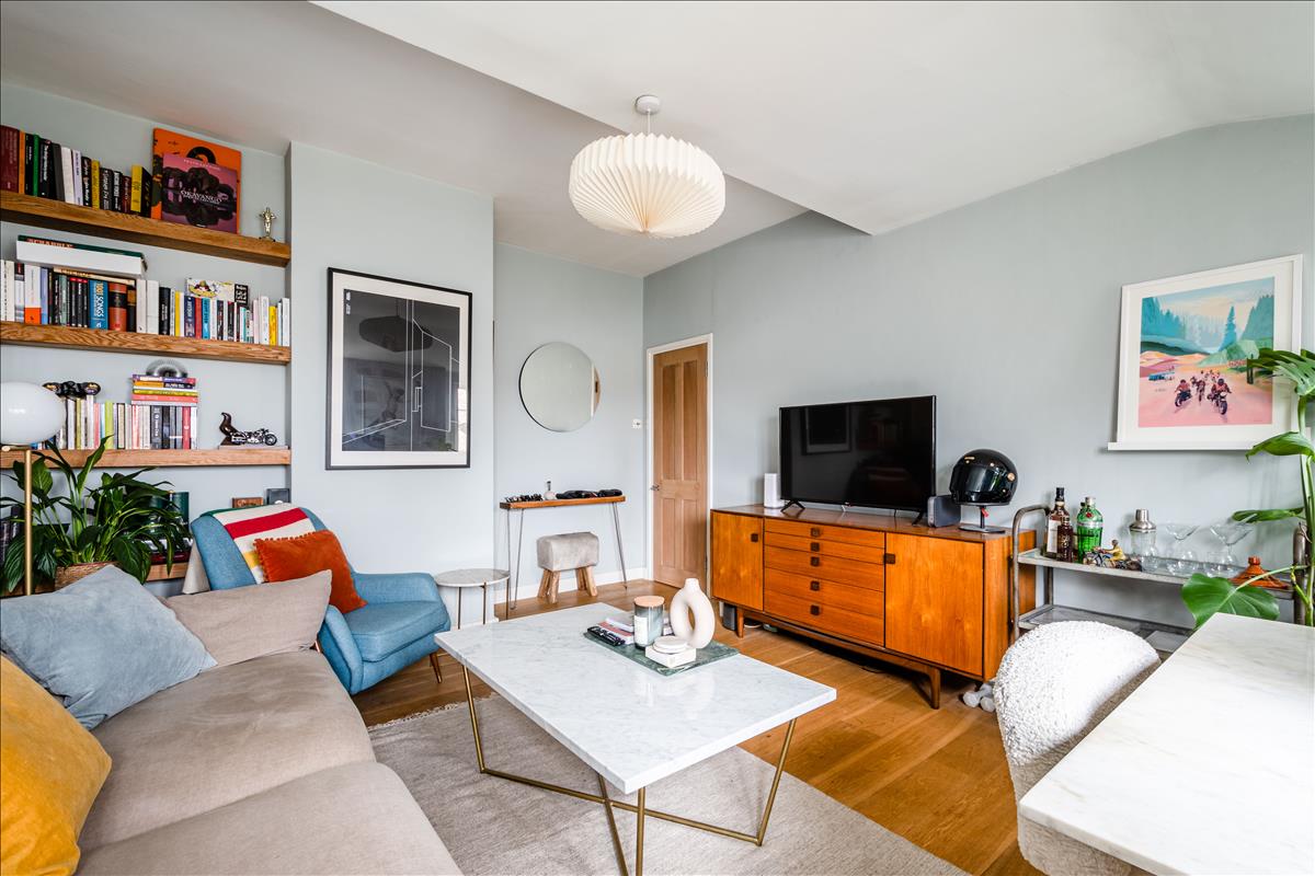 Top floor two bedroom two bathroom architecturally designed apartment for sale in Kings Cross