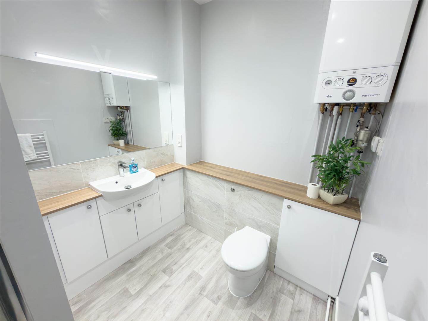 Property Image 53fbca5f-9849-4804-b3a4-08352a35968e