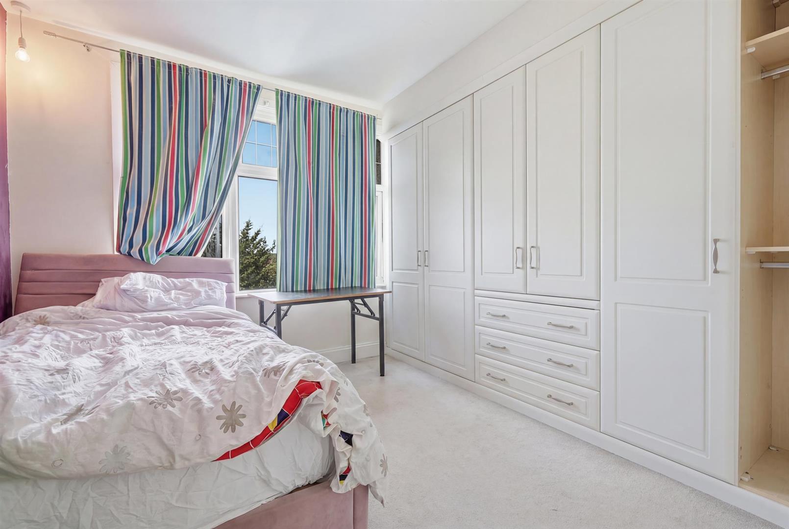Property Image 5417efad-f545-4474-b92d-ab955bd94371