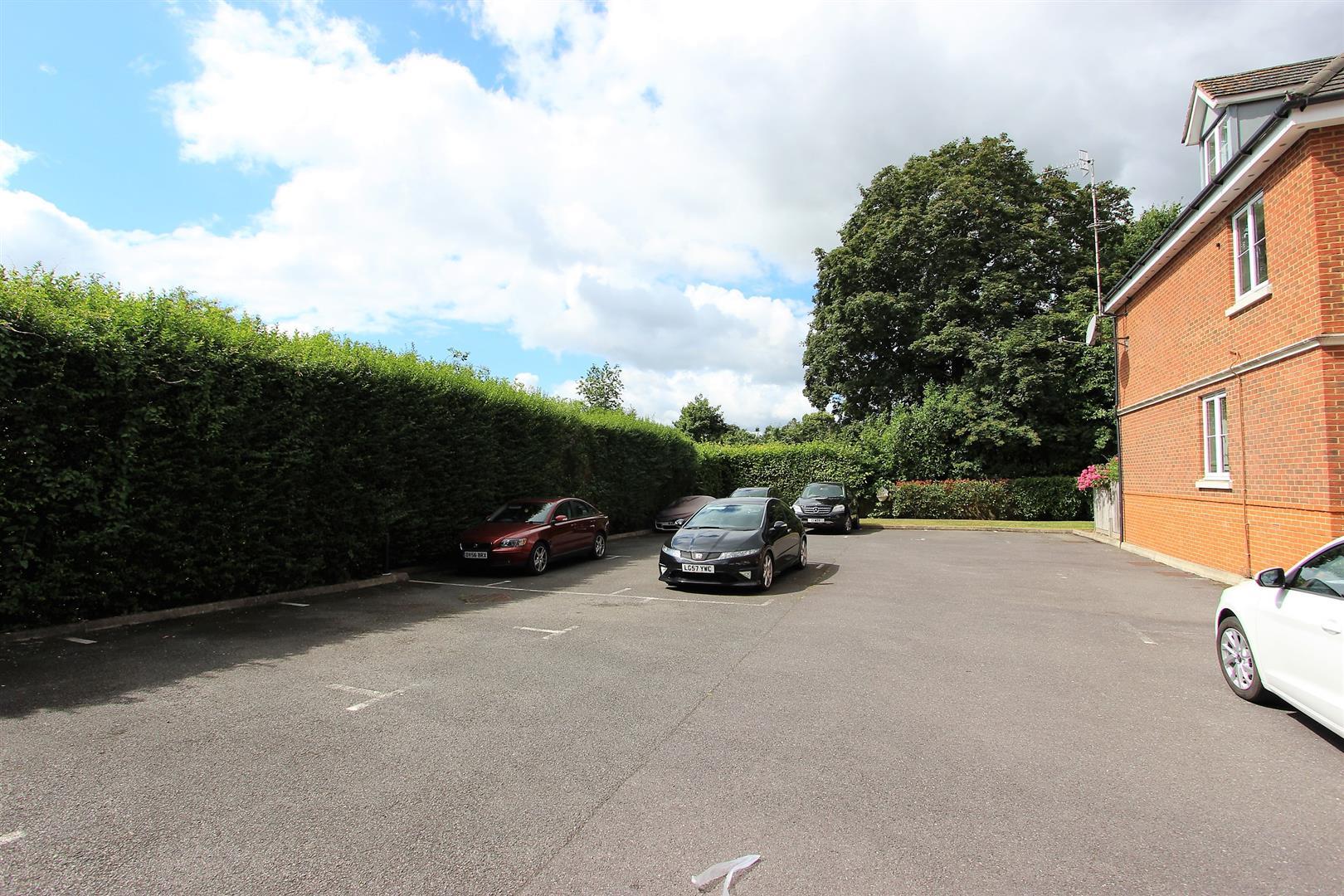 Property Image 54296c1a-a61f-4879-a276-ad59221aaeb5
