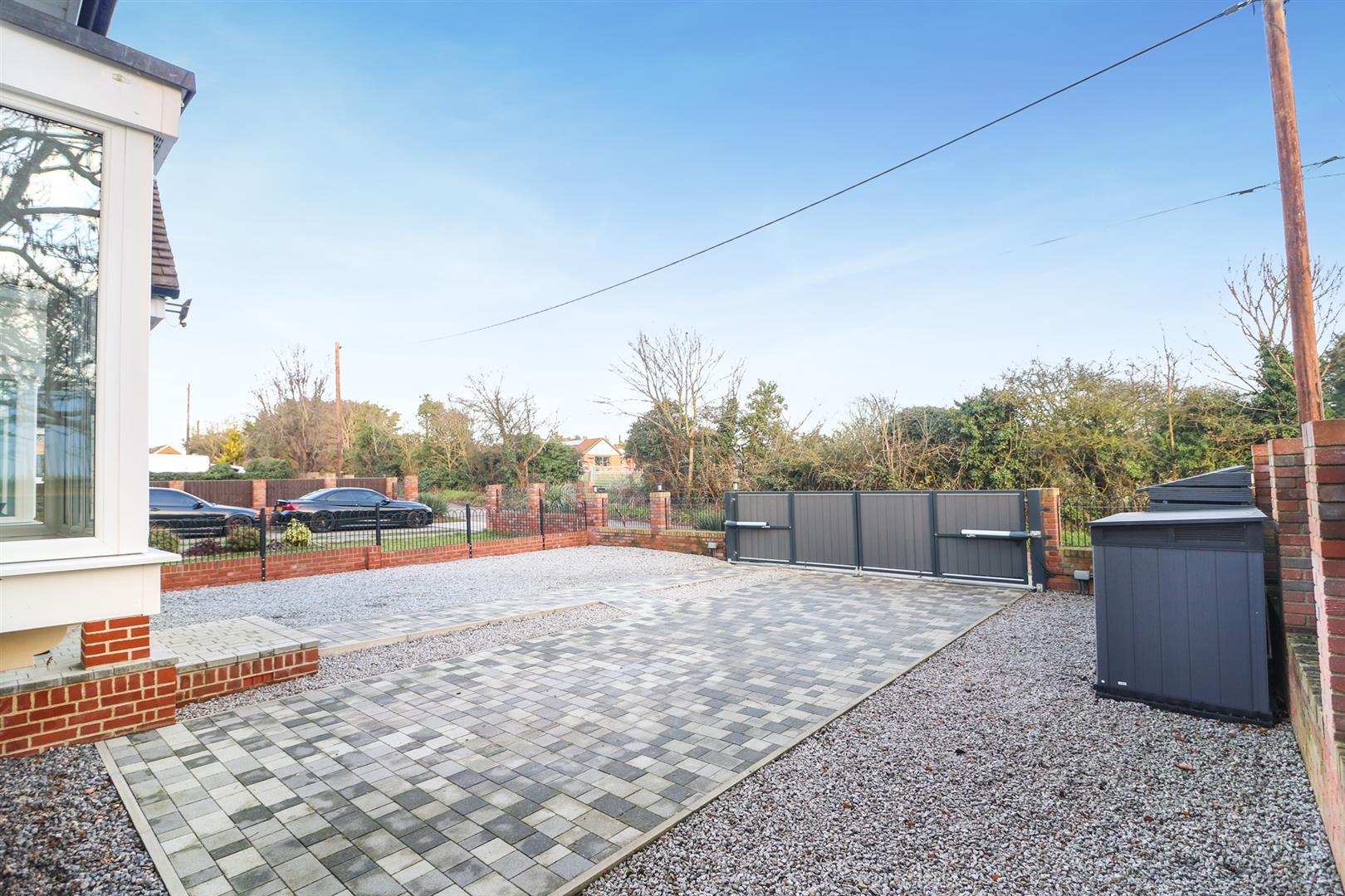 Property Image 542b23f6-6f09-4a8b-93f6-ca0c9aeb5198